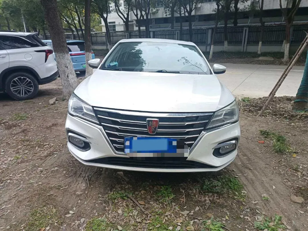 2020 Roewe i5 1.5L 120HP L4 CVT,autocango,china used car exporter,china ev exporter,chinese used car exporter,chinese used ev exporter