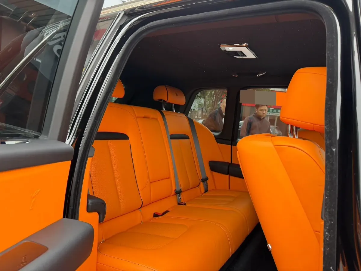 2018 Rolls-Royce Cullinan 6.7T 571HP V12 8AT,autocango,china used car exporter,china ev exporter,chinese used car exporter,chinese used ev exporter