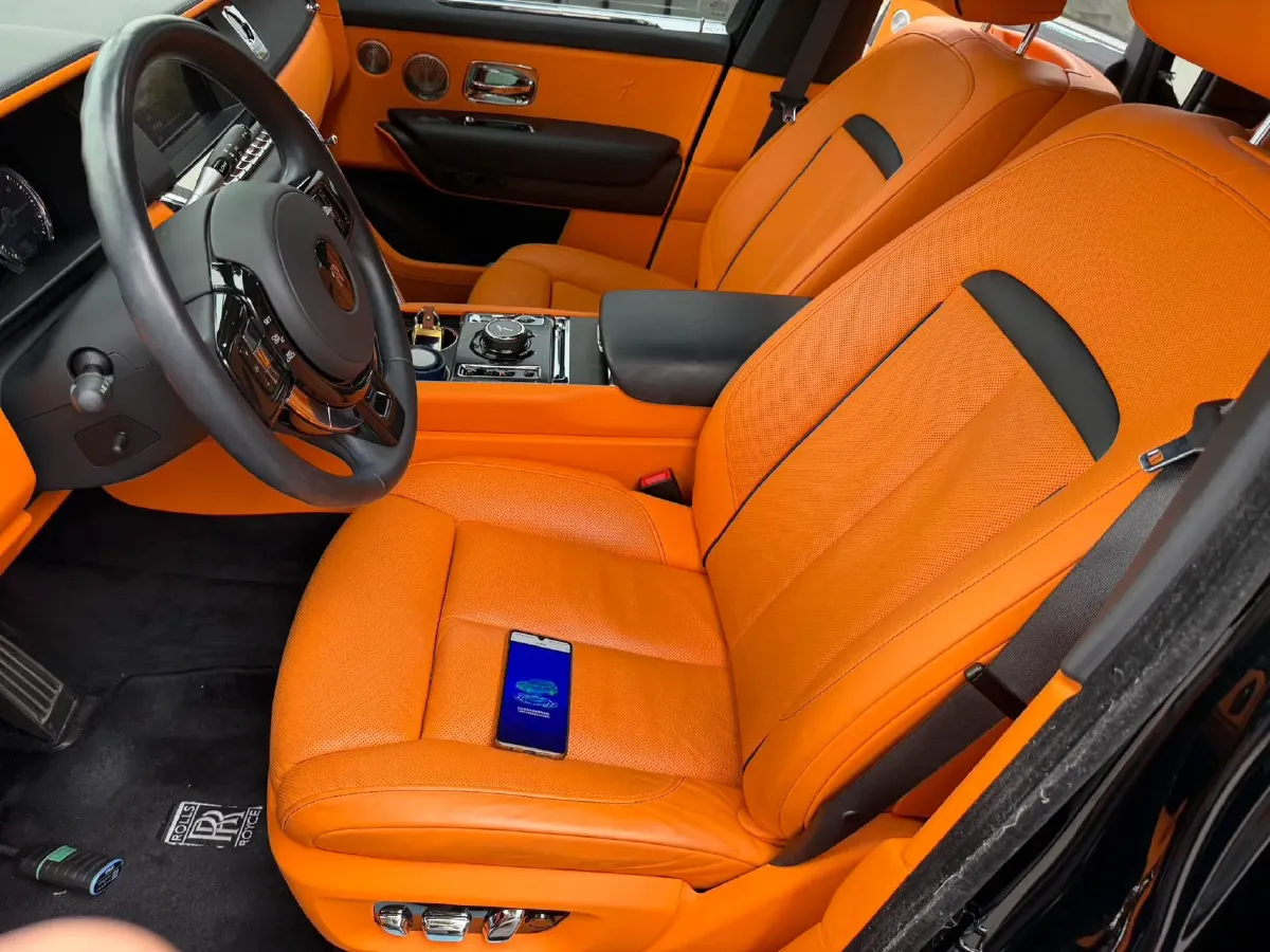 2018 Rolls-Royce Cullinan 6.7T 571HP V12 8AT,autocango,china used car exporter,china ev exporter,chinese used car exporter,chinese used ev exporter