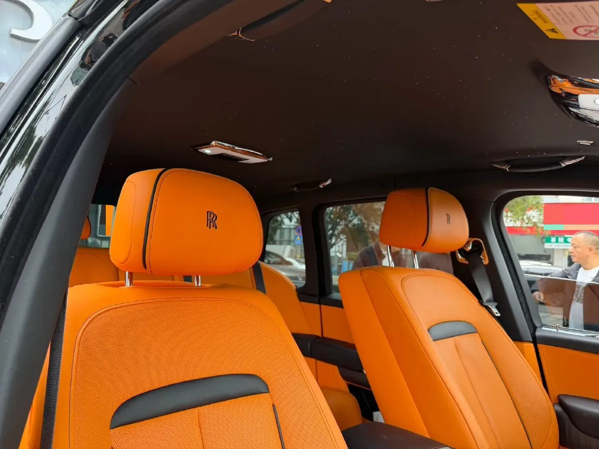 2018 Rolls-Royce Cullinan 6.7T 571HP V12 8AT,autocango,china used car exporter,china ev exporter,chinese used car exporter,chinese used ev exporter