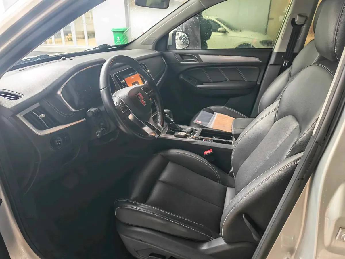 2020 Roewe i6 1.5T 169HP L4 7DCT,autocango,china used car exporter,china ev exporter,chinese used car exporter,chinese used ev exporter