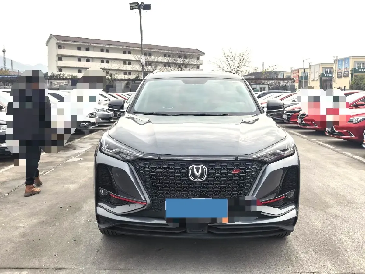 2021 ChangAn CS75 Plus 2.0T 233HP L4 8AT,autocango,china used car exporter,china ev exporter,chinese used car exporter,chinese used ev exporter
