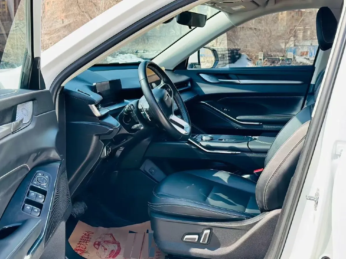 2022 Haval H6 1.5T 184HP L4 7DCT,autocango,china used car exporter,china ev exporter,chinese used car exporter,chinese used ev exporter