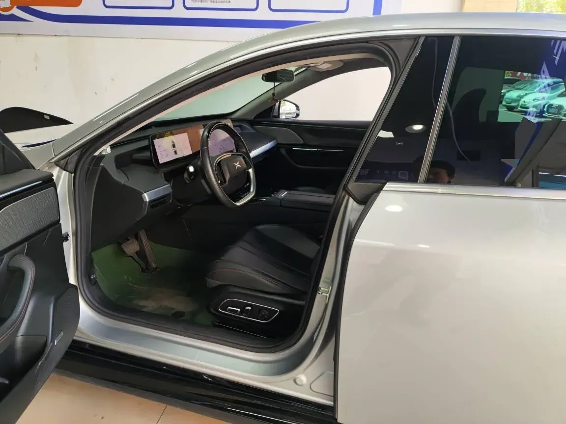 2020 Xpeng P7 BEV 70.8KWH,autocango,china used car exporter,china ev exporter,chinese used car exporter,chinese used ev exporter