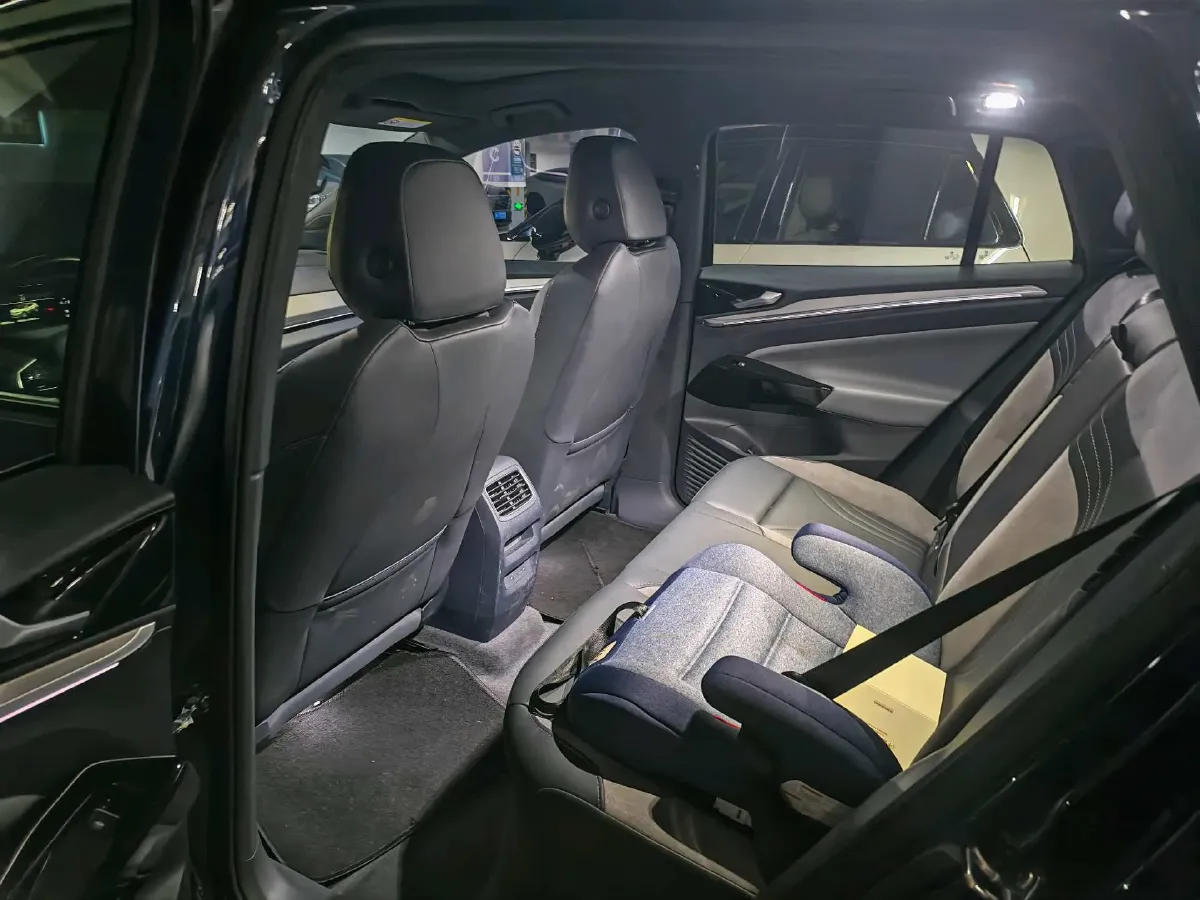 2022 Neta S Range Extended 231HP REEV 43.51KWH,autocango,china used car exporter,china ev exporter,chinese used car exporter,chinese used ev exporter