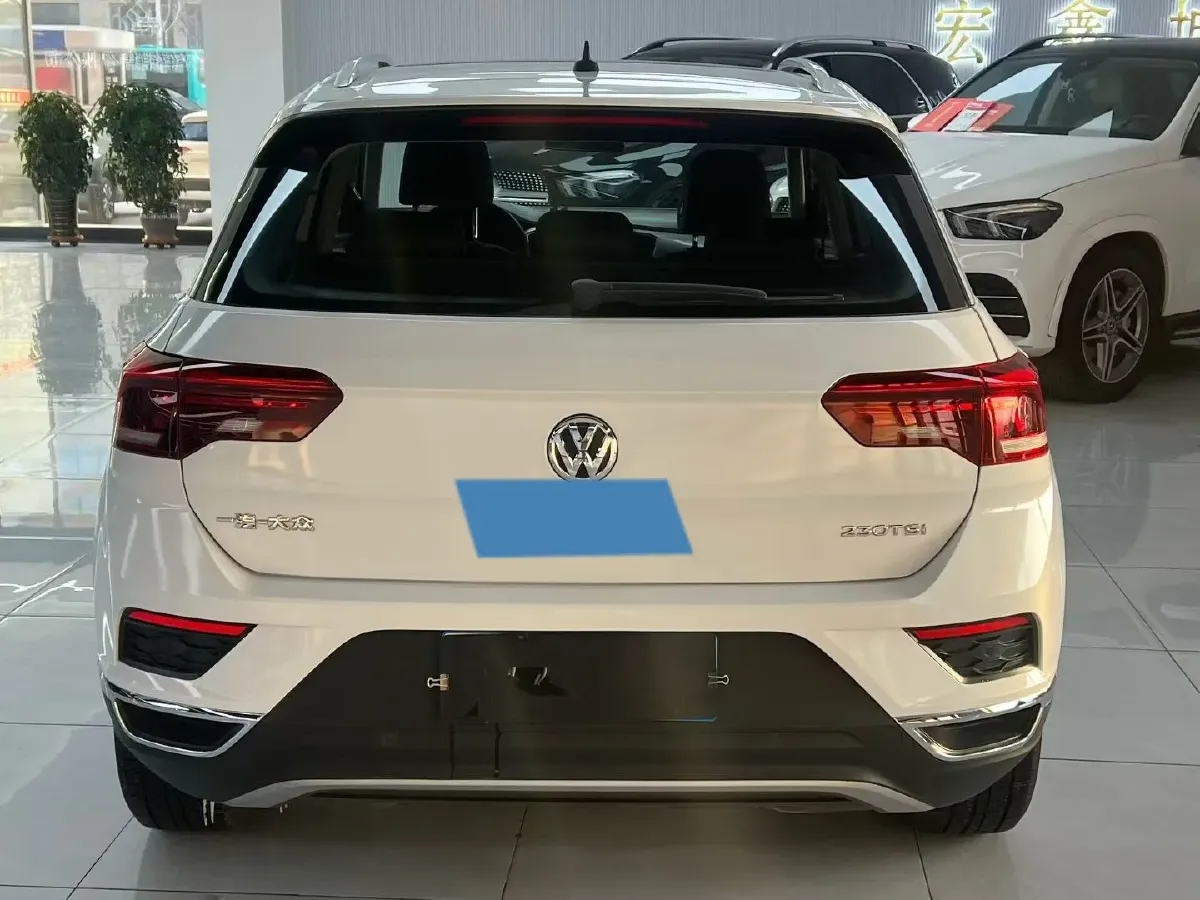 2020 Volkswagen T-Roc 1.4T 131HP L4 7DCT,autocango,china used car exporter,china ev exporter,chinese used car exporter,chinese used ev exporter