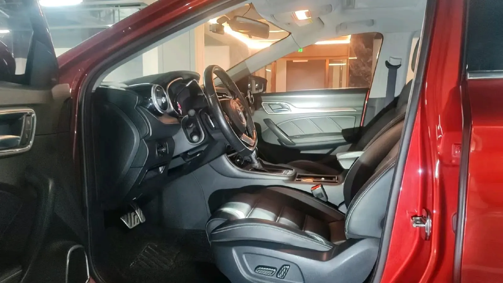 2017 MG MG6 1.5T 169HP L4 7DCT,autocango,china used car exporter,china ev exporter,chinese used car exporter,chinese used ev exporter