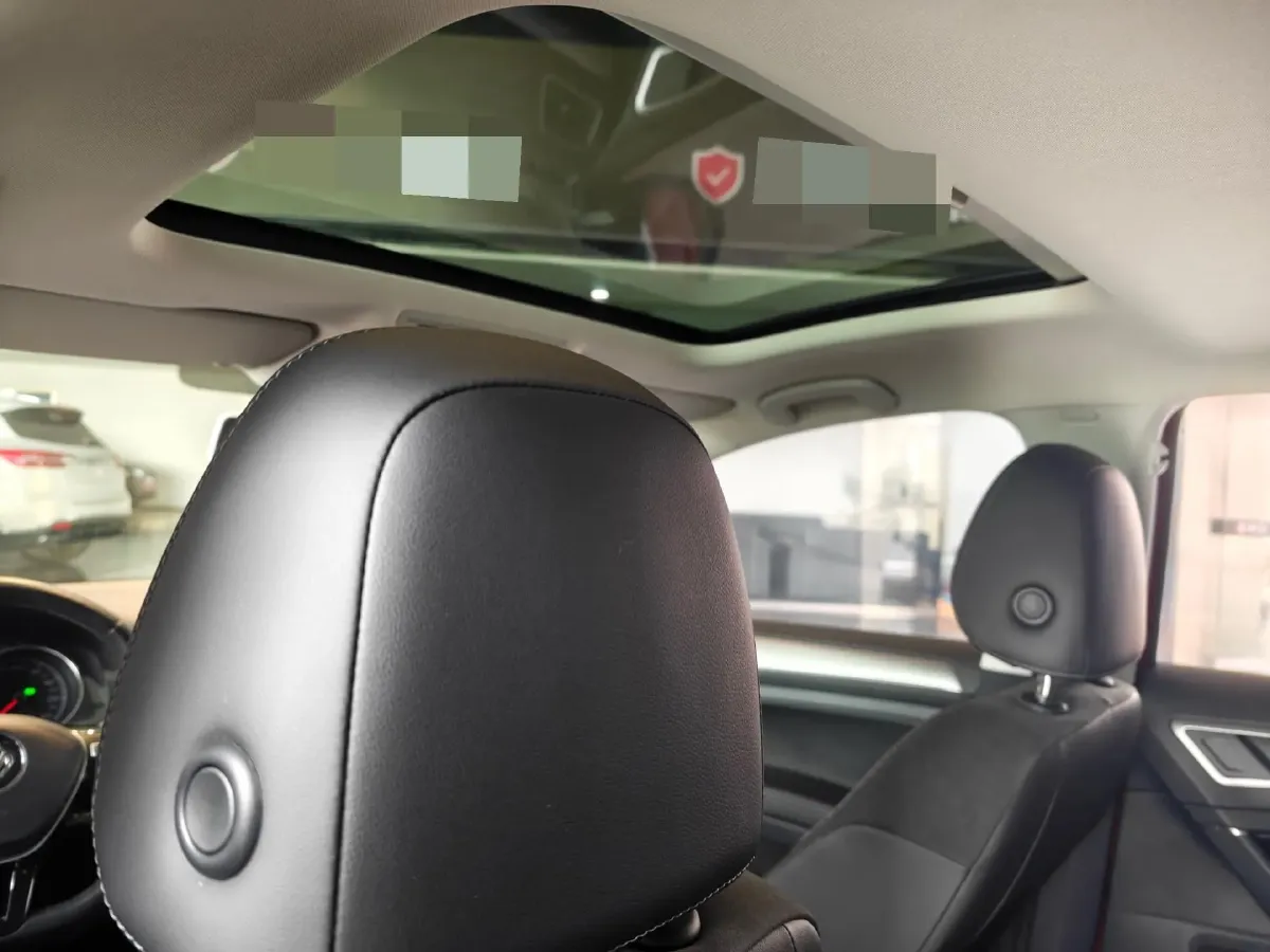 2019 Brilliance Auto V7 1.8T 231HP L4 7DCT,autocango,china used car exporter,china ev exporter,chinese used car exporter,chinese used ev exporter