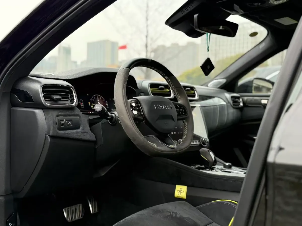 2022 LYNK&CO 03 2.0T 254HP L4 8AT,autocango,china used car exporter,china ev exporter,chinese used car exporter,chinese used ev exporter