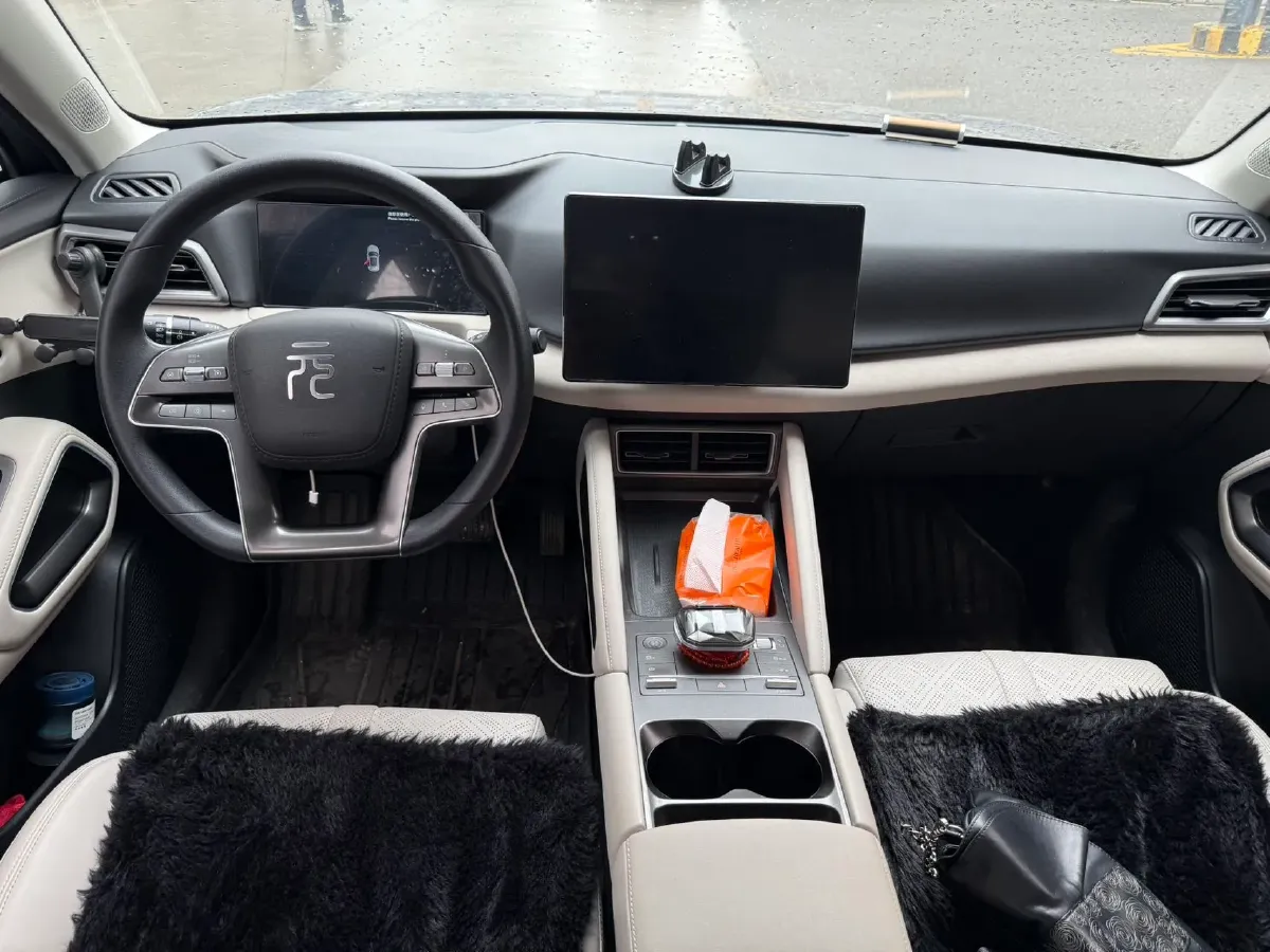 2024 BYD YuanUP BEV 45.12KWH,autocango,china used car exporter,china ev exporter,chinese used car exporter,chinese used ev exporter