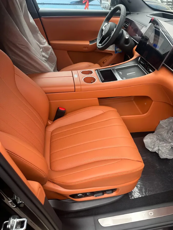 2026 AITO AITO M7 REEV 160HP REEV,autocango,china used car exporter,china ev exporter,chinese used car exporter,chinese used ev exporter