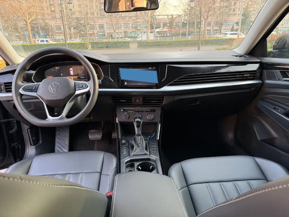 2024 Volkswagen Passat 1.4T 150HP L4 7DCT,autocango,china used car exporter,china ev exporter,chinese used car exporter,chinese used ev exporter