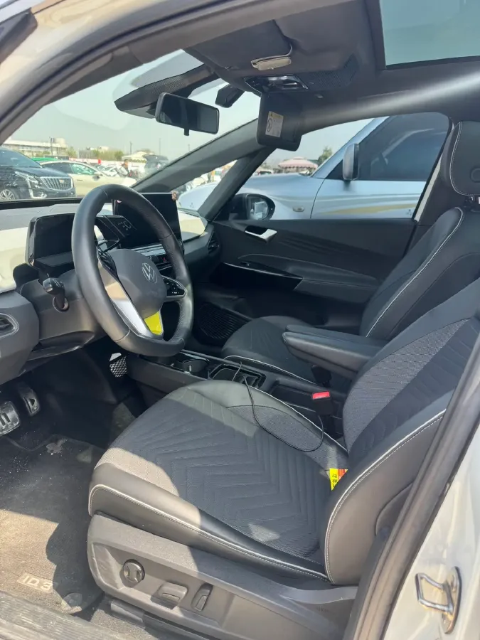 2023 Volkswagen Golf 1.4T 150HP L4 7DCT,autocango,china used car exporter,china ev exporter,chinese used car exporter,chinese used ev exporter