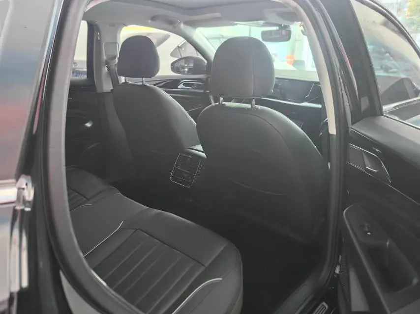 2023 Volkswagen Passat 2.0T 186HP L4 7DCT,autocango,china used car exporter,china ev exporter,chinese used car exporter,chinese used ev exporter