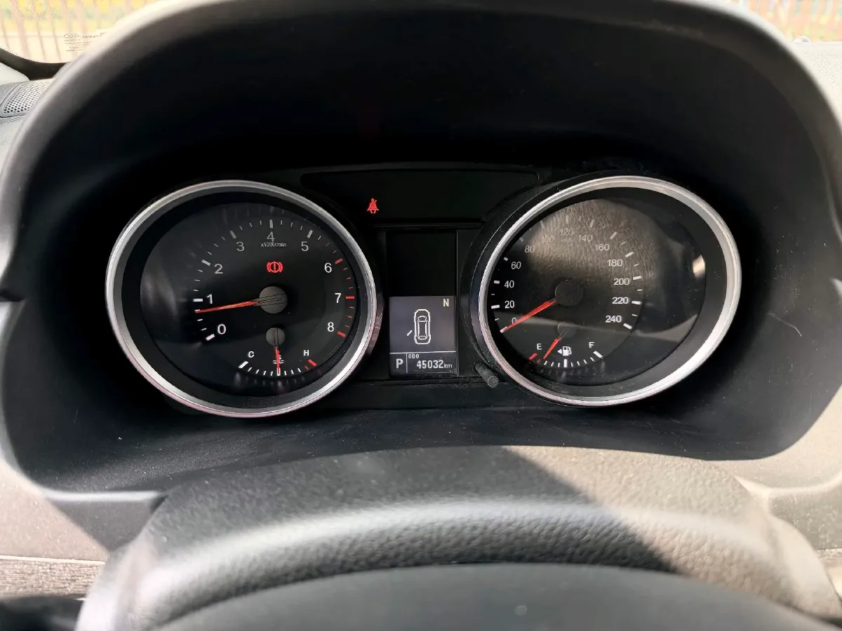 2019 Haval M6 1.5T 150HP L4 7DCT,autocango,china used car exporter,china ev exporter,chinese used car exporter,chinese used ev exporter