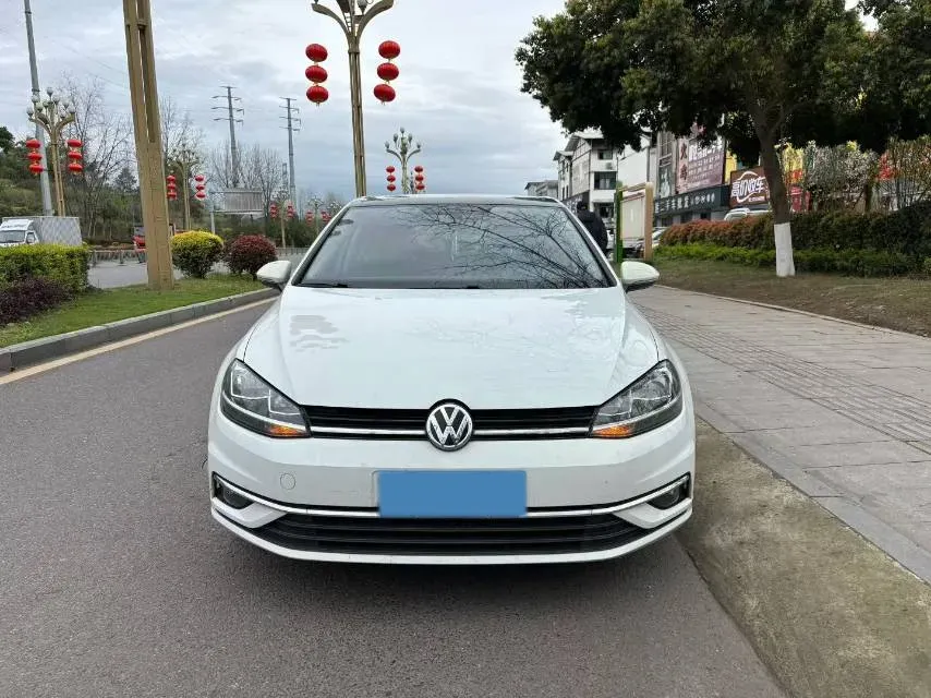 2019 Brilliance Auto V7 1.8T 231HP L4 7DCT,autocango,china used car exporter,china ev exporter,chinese used car exporter,chinese used ev exporter