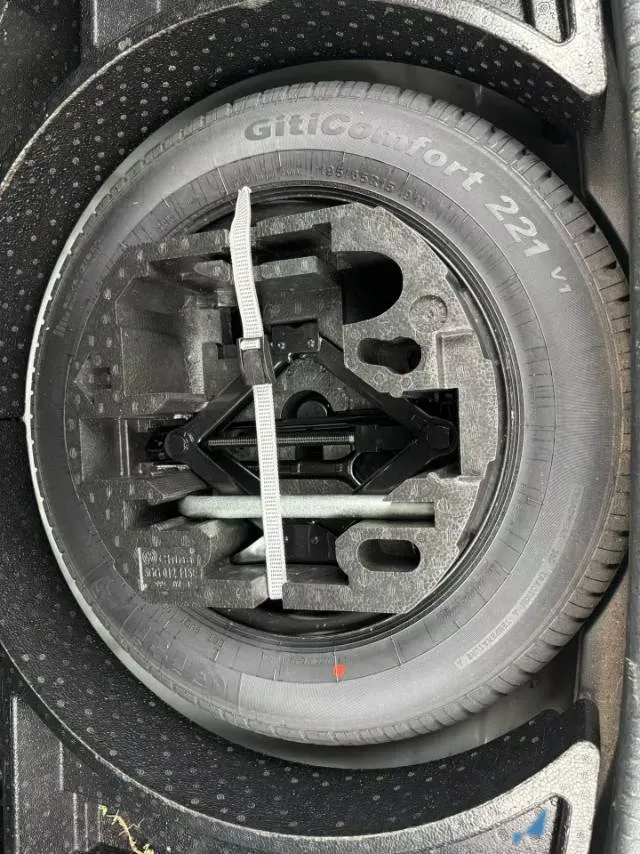 2019 Brilliance Auto V7 1.8T 231HP L4 7DCT,autocango,china used car exporter,china ev exporter,chinese used car exporter,chinese used ev exporter