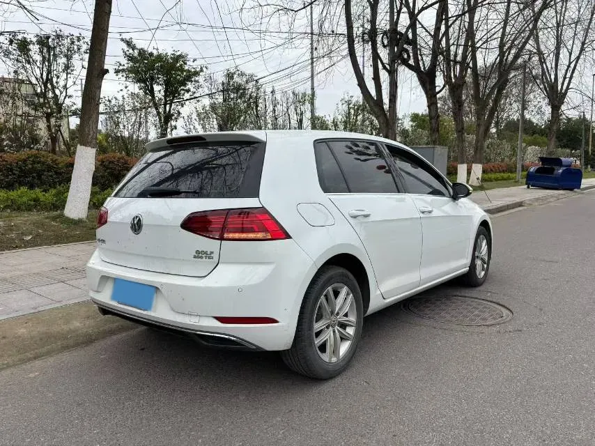 2019 Brilliance Auto V7 1.8T 231HP L4 7DCT,autocango,china used car exporter,china ev exporter,chinese used car exporter,chinese used ev exporter