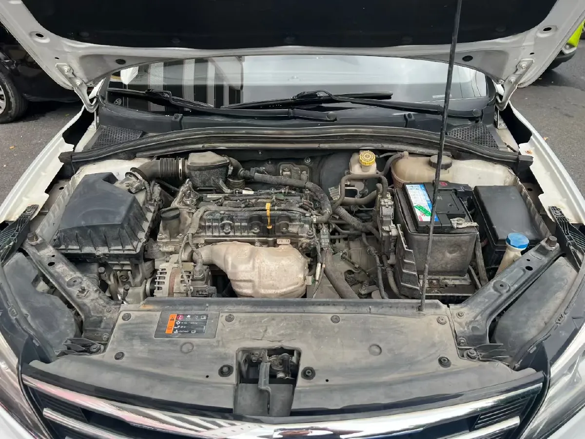 2019 Roewe i5 1.5L 120HP L4 CVT,autocango,china used car exporter,china ev exporter,chinese used car exporter,chinese used ev exporter