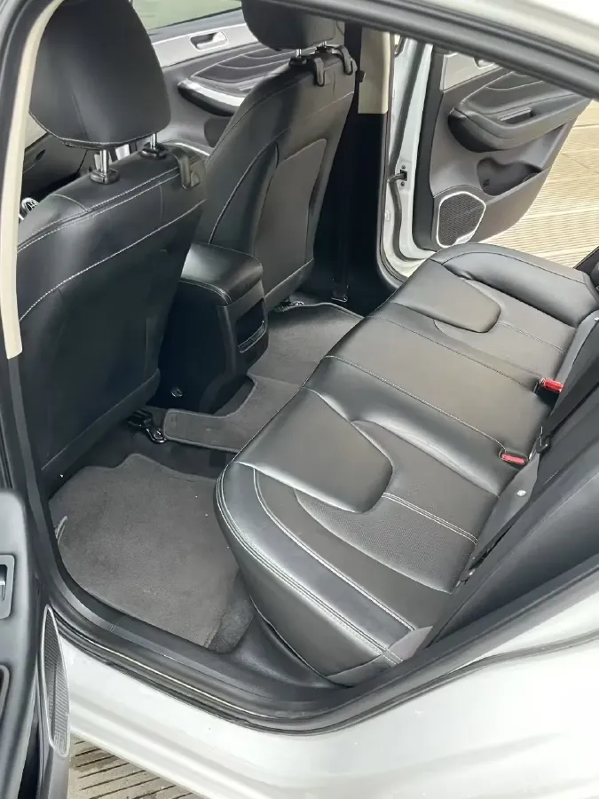 2019 Chery Arrizo 5 1.5L 116HP L4 5MT,autocango,china used car exporter,china ev exporter,chinese used car exporter,chinese used ev exporter