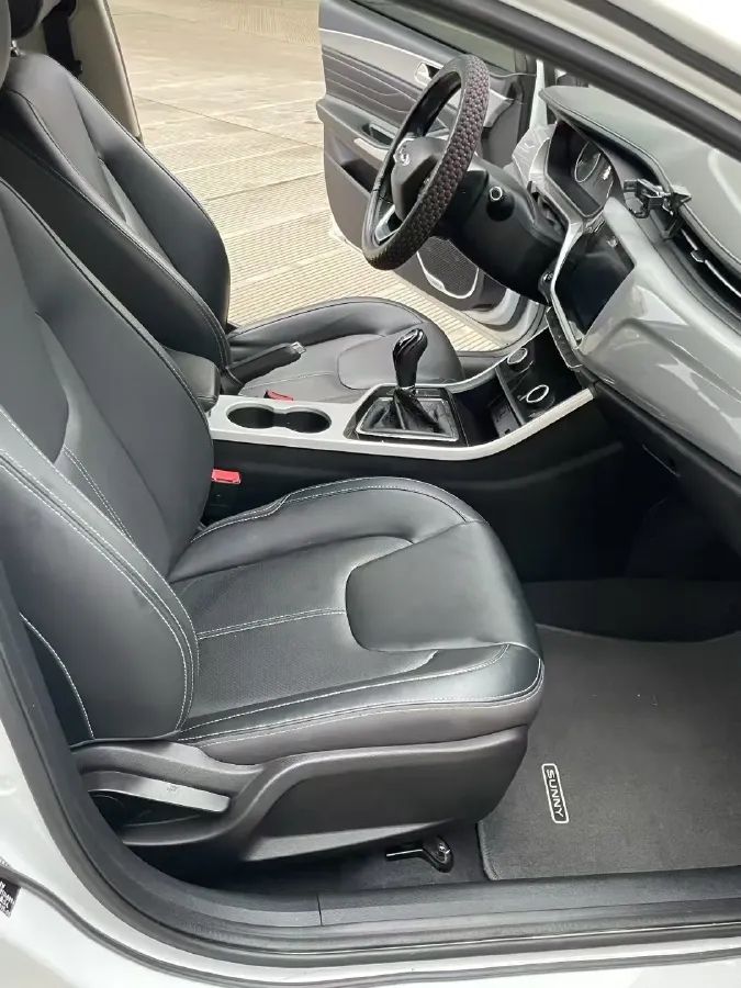 2019 Chery Arrizo 5 1.5L 116HP L4 5MT,autocango,china used car exporter,china ev exporter,chinese used car exporter,chinese used ev exporter