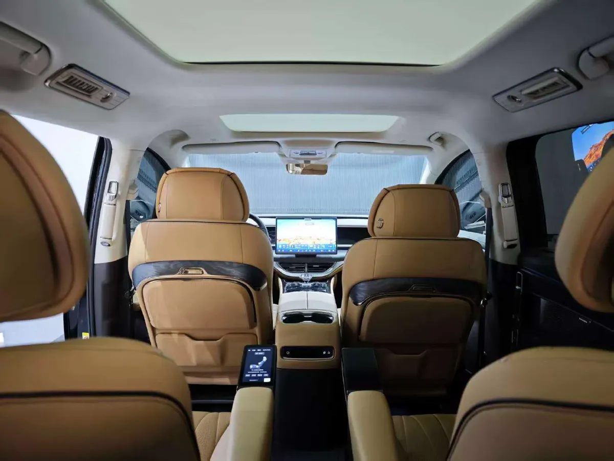 2024 Denza D9 1.5T 139HP L4 E-CVT PHEV 40KWH,autocango,china used car exporter,china ev exporter,chinese used car exporter,chinese used ev exporter