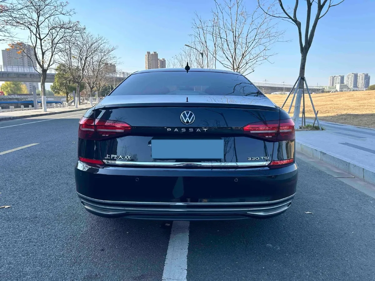 2021 Volkswagen Passat 2.0T 186HP L4 7DCT,autocango,china used car exporter,china ev exporter,chinese used car exporter,chinese used ev exporter