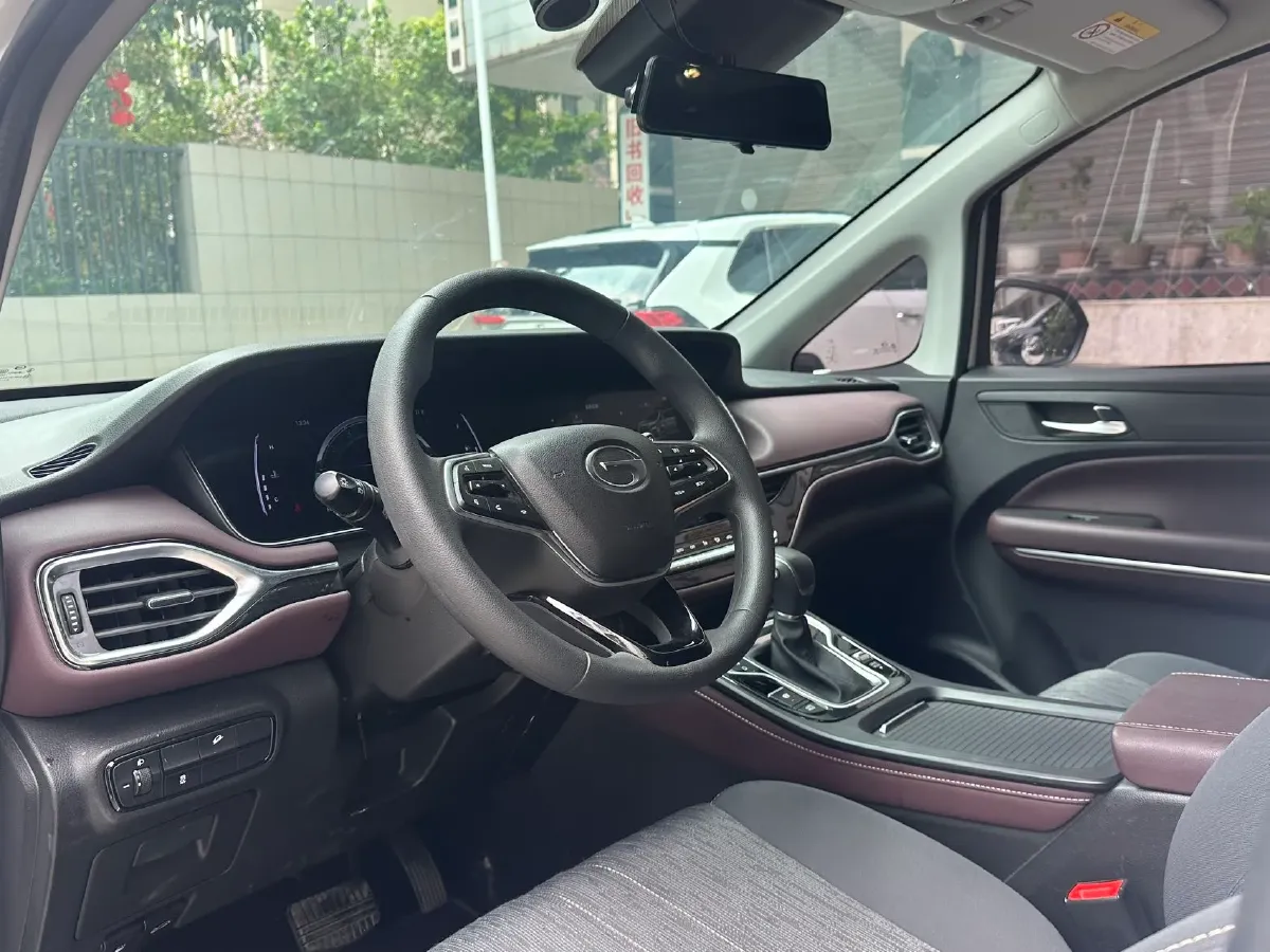 2021 GAC Trumpchi M6 1.5T 169HP L4 7DCT,autocango,china used car exporter,china ev exporter,chinese used car exporter,chinese used ev exporter