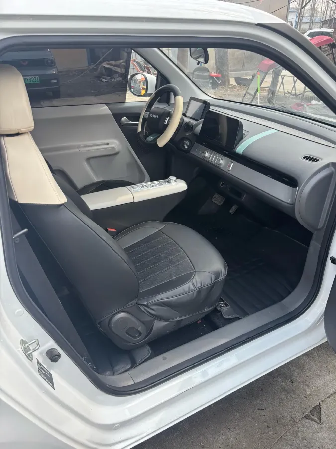 2025 LingBox BOX BEV 19.2KWH,autocango,china used car exporter,china ev exporter,chinese used car exporter,chinese used ev exporter