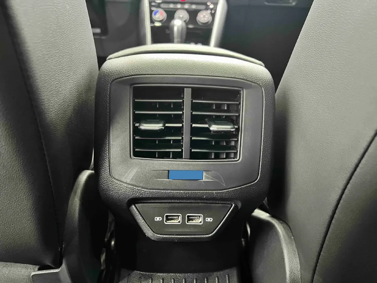 2022 Volkswagen T-Roc 1.4T 150HP L4 7DCT,autocango,china used car exporter,china ev exporter,chinese used car exporter,chinese used ev exporter