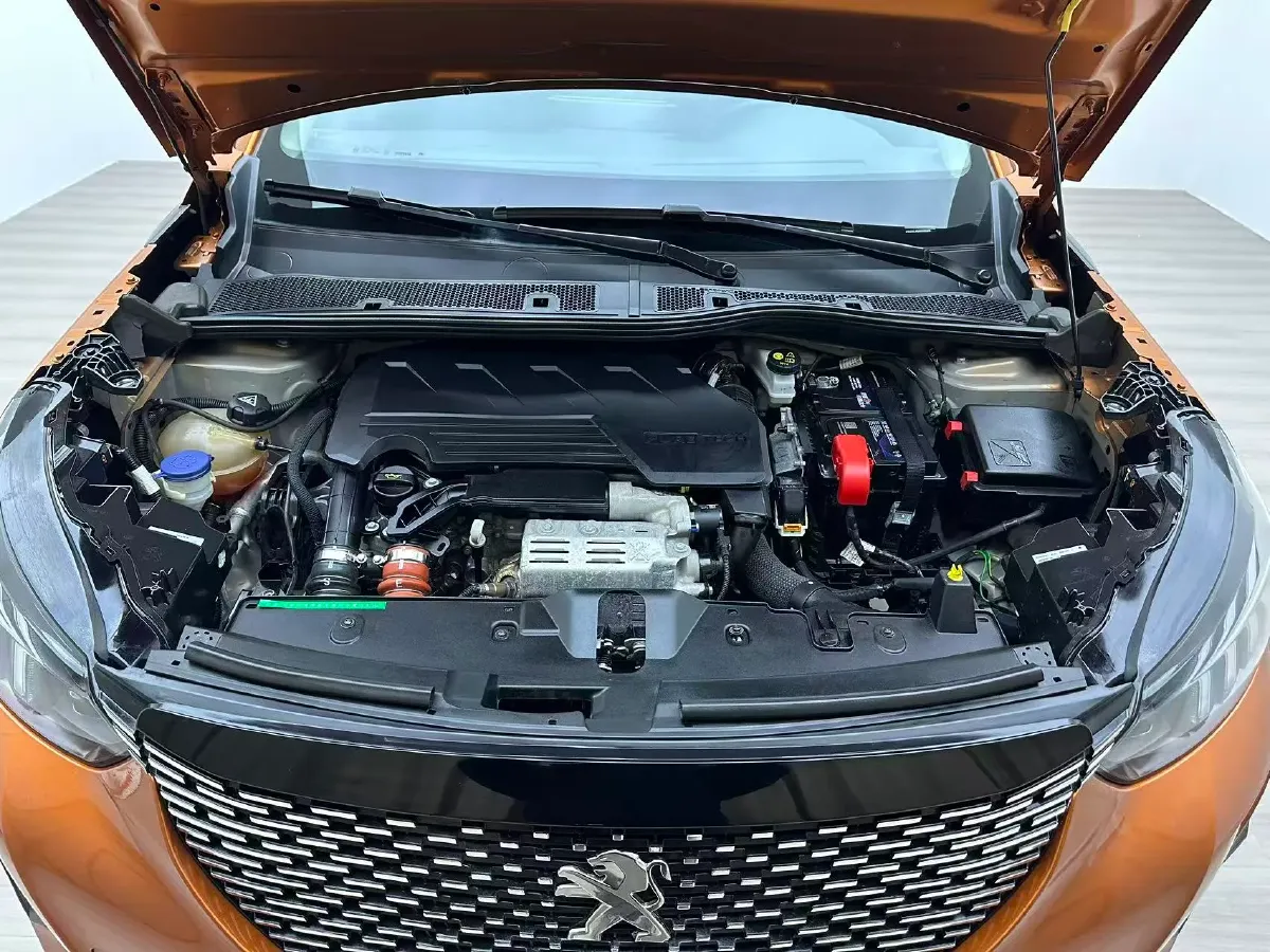 2022 Peugeot 2008 1.2T 136HP L3 6DCT,autocango,china used car exporter,china ev exporter,chinese used car exporter,chinese used ev exporter