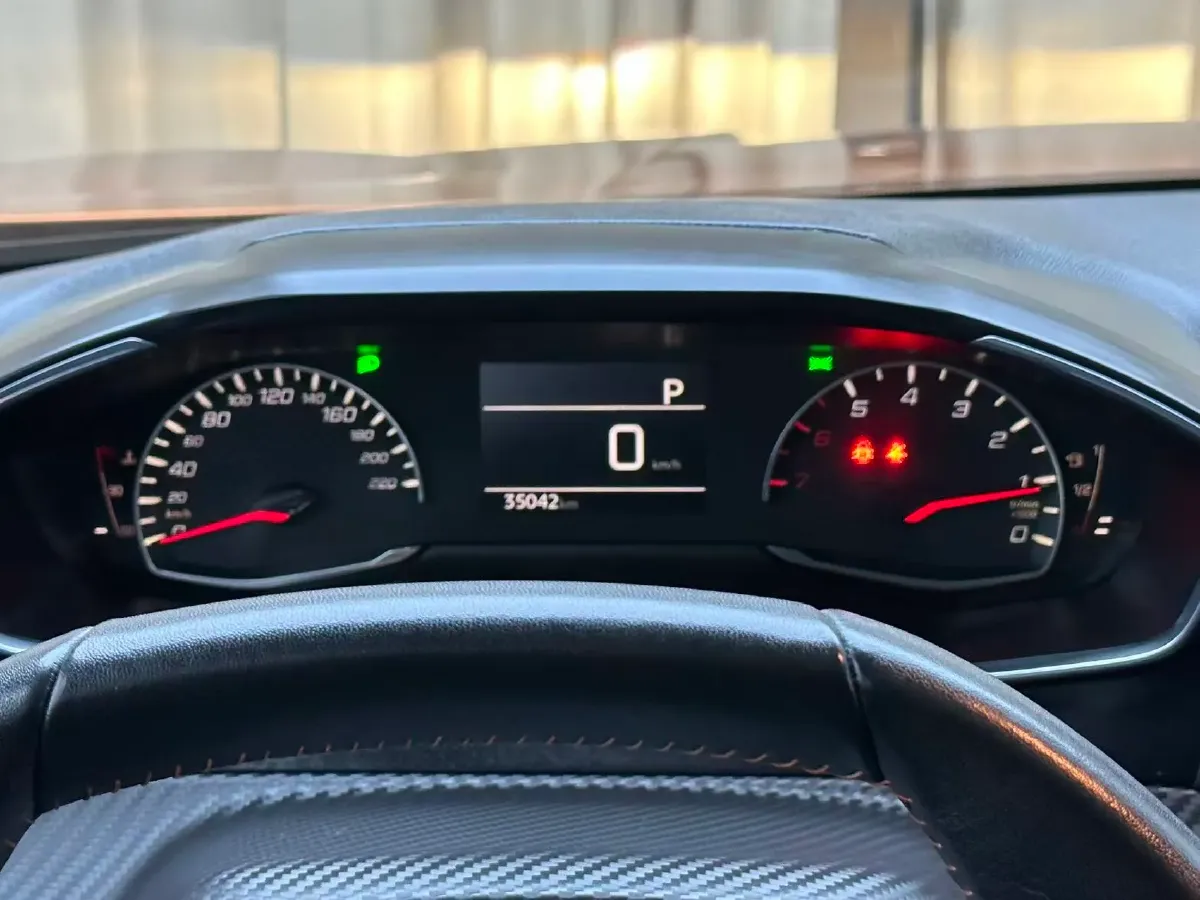 2022 Peugeot 2008 1.2T 136HP L3 6DCT,autocango,china used car exporter,china ev exporter,chinese used car exporter,chinese used ev exporter