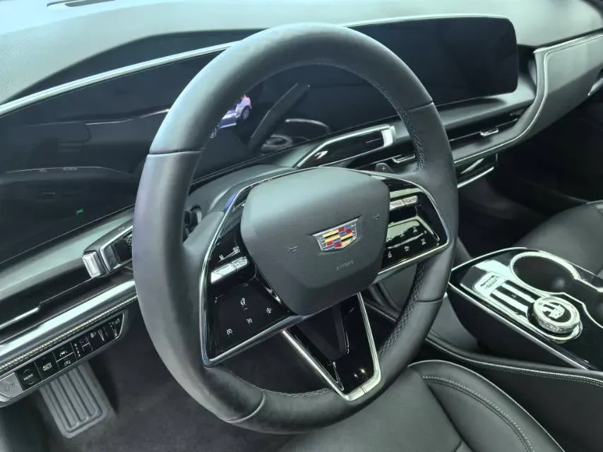 2023 Cadillac GT4 1.5T 211HP L4 9AT,autocango,china used car exporter,china ev exporter,chinese used car exporter,chinese used ev exporter