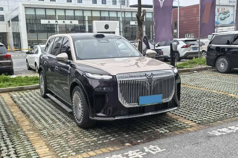 2026 Voyah 9L 1.5T 150HP L4 PHEV,autocango,china used car exporter,china ev exporter,chinese used car exporter,chinese used ev exporter