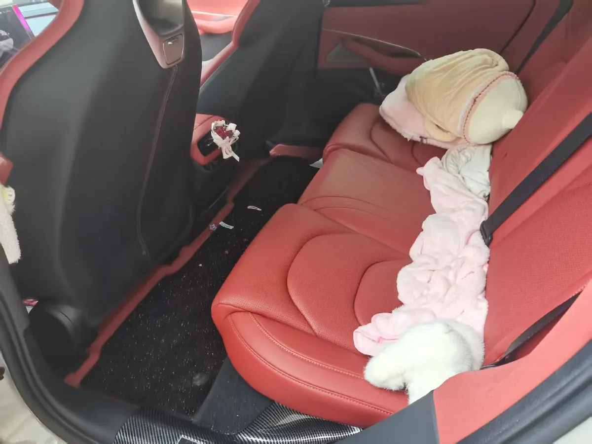 2024 MI SU7 BEV 73.6KWH,autocango,china used car exporter,china ev exporter,chinese used car exporter,chinese used ev exporter