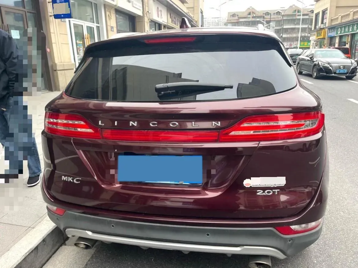 2018 Lincoln MKC 2.0T 203HP L4 6AT,autocango,china used car exporter,china ev exporter,chinese used car exporter,chinese used ev exporter