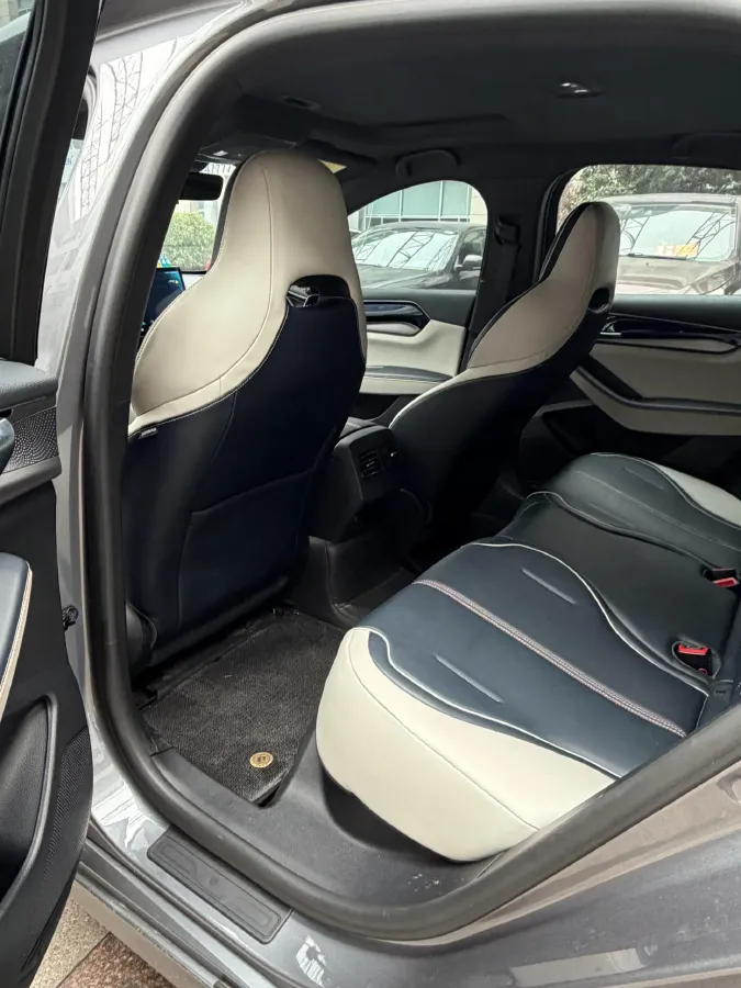 2021 MAXUS G50 1.5T 169HP L4 7DCT,autocango,china used car exporter,china ev exporter,chinese used car exporter,chinese used ev exporter