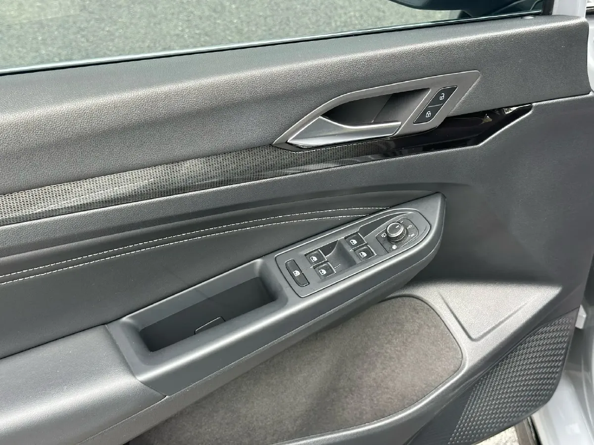 2021 Volkswagen Golf 1.4T 150HP L4 7DCT,autocango,china used car exporter,china ev exporter,chinese used car exporter,chinese used ev exporter