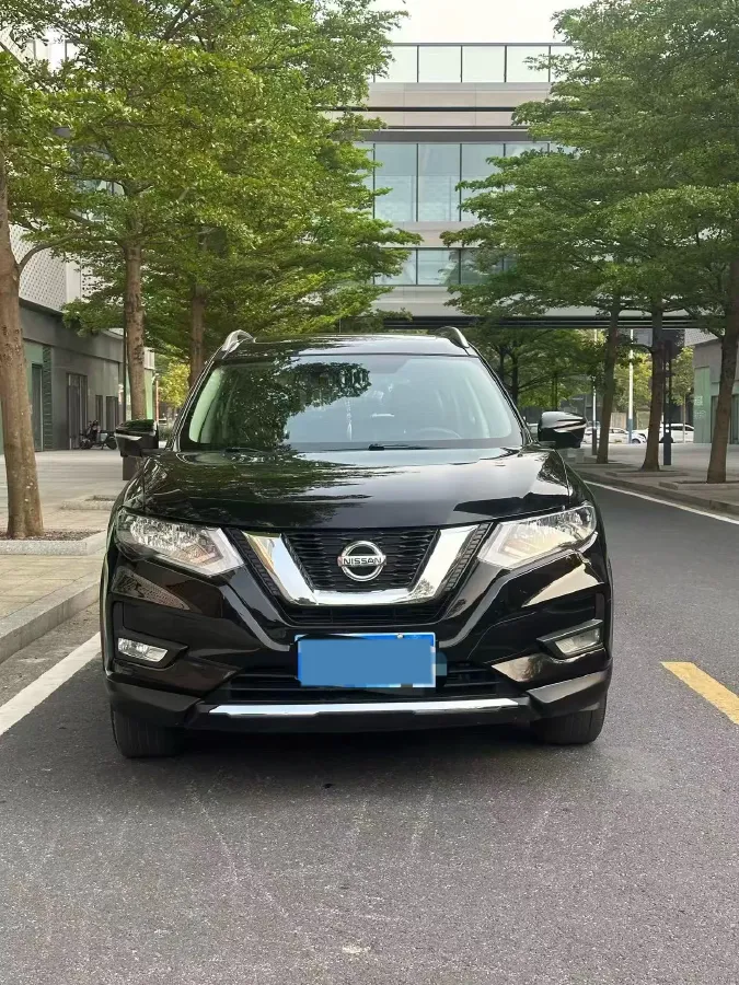 2019 Nissan X-Trail 2.0L 154HP L4 CVT,autocango,china used car exporter,china ev exporter,chinese used car exporter,chinese used ev exporter