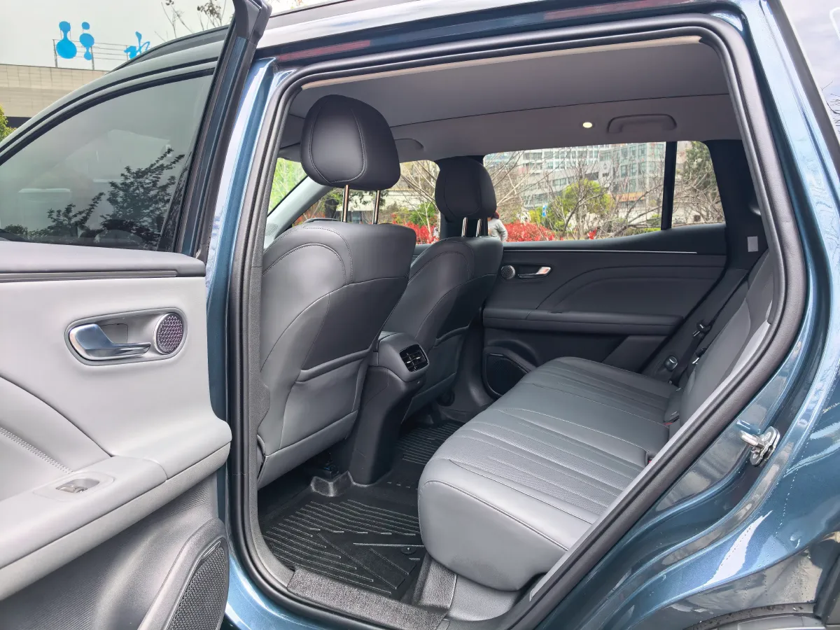 2026 Aion AION i60 REEV 101HP REEV,autocango,china used car exporter,china ev exporter,chinese used car exporter,chinese used ev exporter