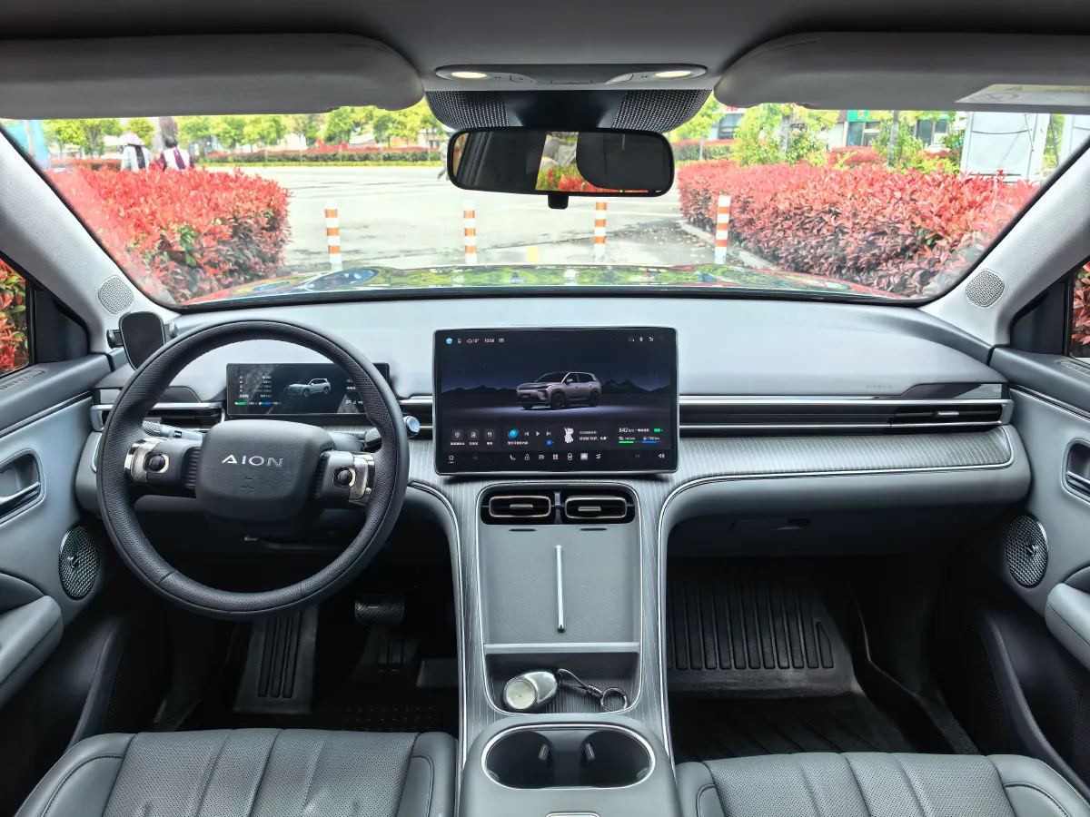 2026 Aion AION i60 REEV 101HP REEV,autocango,china used car exporter,china ev exporter,chinese used car exporter,chinese used ev exporter