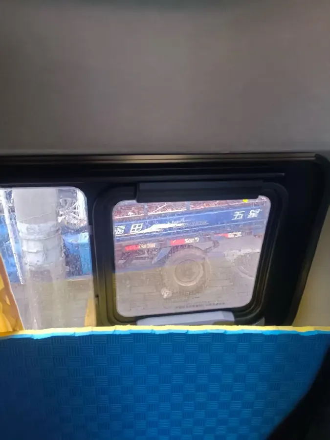 2021 MAXUS XinTu V80 2.0T 139HP L4 6MT,autocango,china used car exporter,china ev exporter,chinese used car exporter,chinese used ev exporter