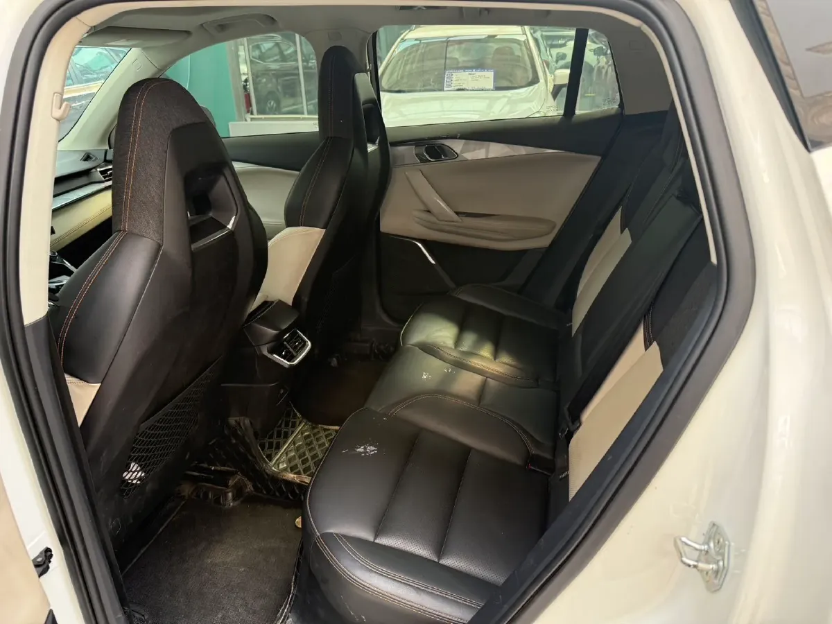 2022 Roewe i6 MAX BEV 61.1KWH,autocango,china used car exporter,china ev exporter,chinese used car exporter,chinese used ev exporter