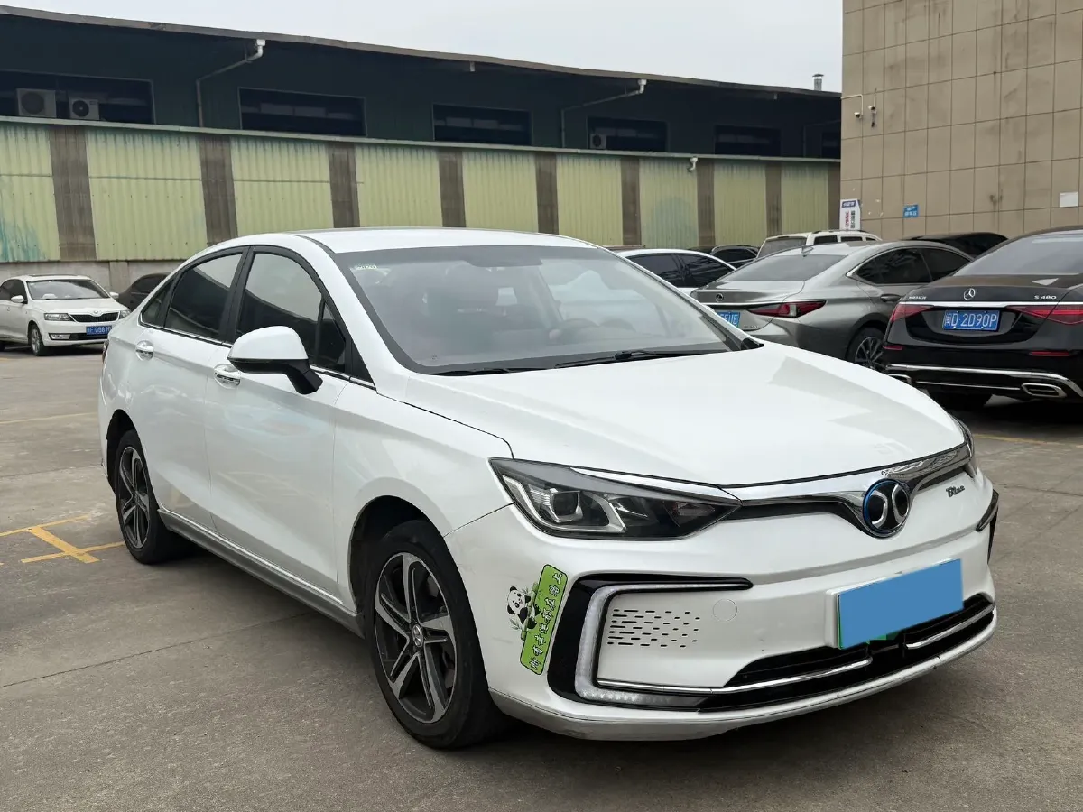 2019 BeiJing Auto EU5 BEV 50.8KWH,autocango,china used car exporter,china ev exporter,chinese used car exporter,chinese used ev exporter