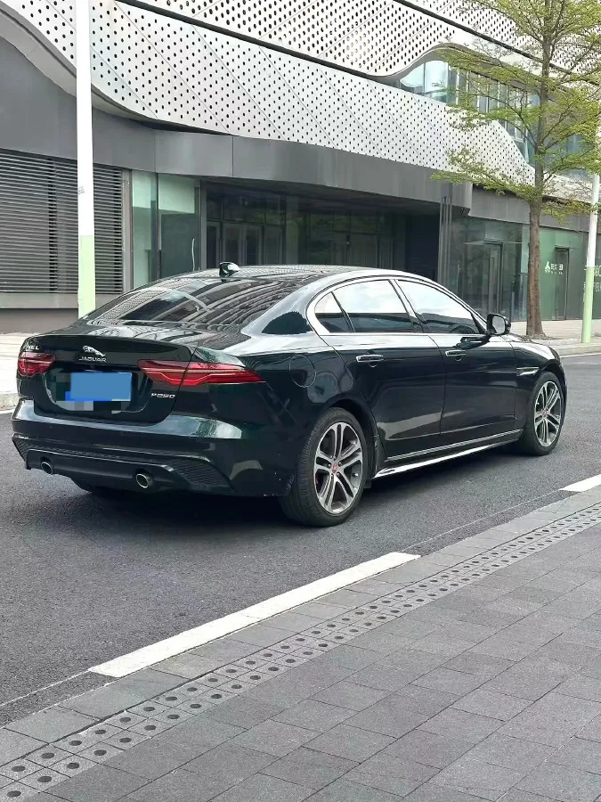 2021 Jaguar XEL 2.0T 250HP L4 8AT,autocango,china used car exporter,china ev exporter,chinese used car exporter,chinese used ev exporter