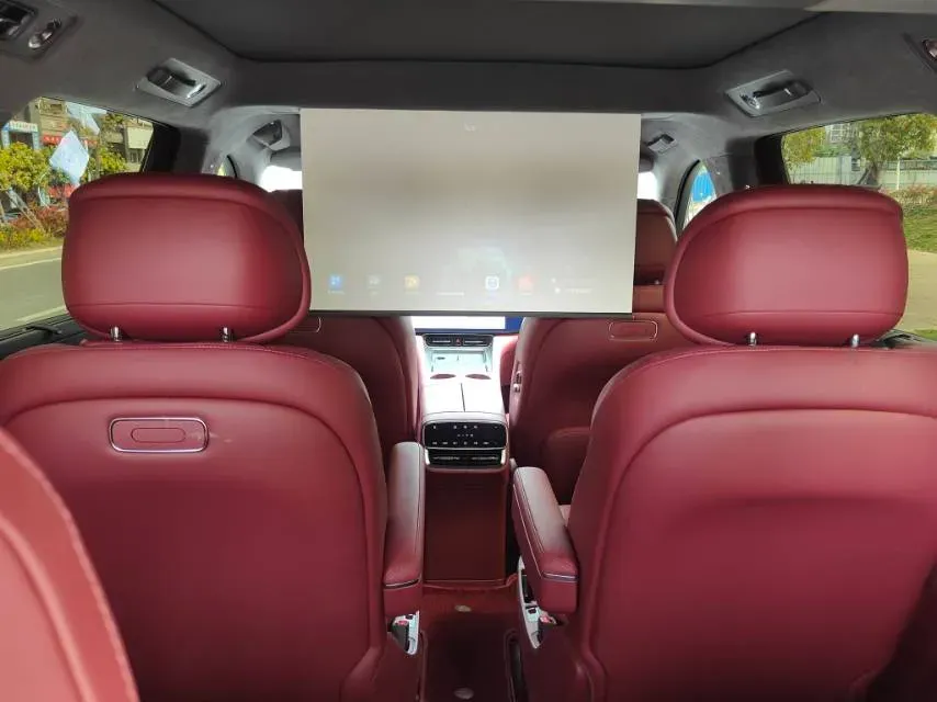 2025 AITO AITO M8 REEV 160HP REEV 53.4KWH,autocango,china used car exporter,china ev exporter,chinese used car exporter,chinese used ev exporter