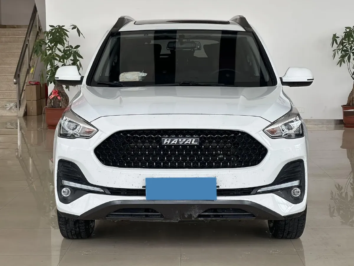 2019 Haval M6 1.5T 150HP L4 7DCT,autocango,china used car exporter,china ev exporter,chinese used car exporter,chinese used ev exporter