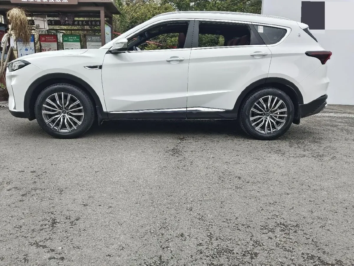 2023 ChangAn Oshan X7 Plus 1.5T 188HP L4 7DCT,autocango,china used car exporter,china ev exporter,chinese used car exporter,chinese used ev exporter