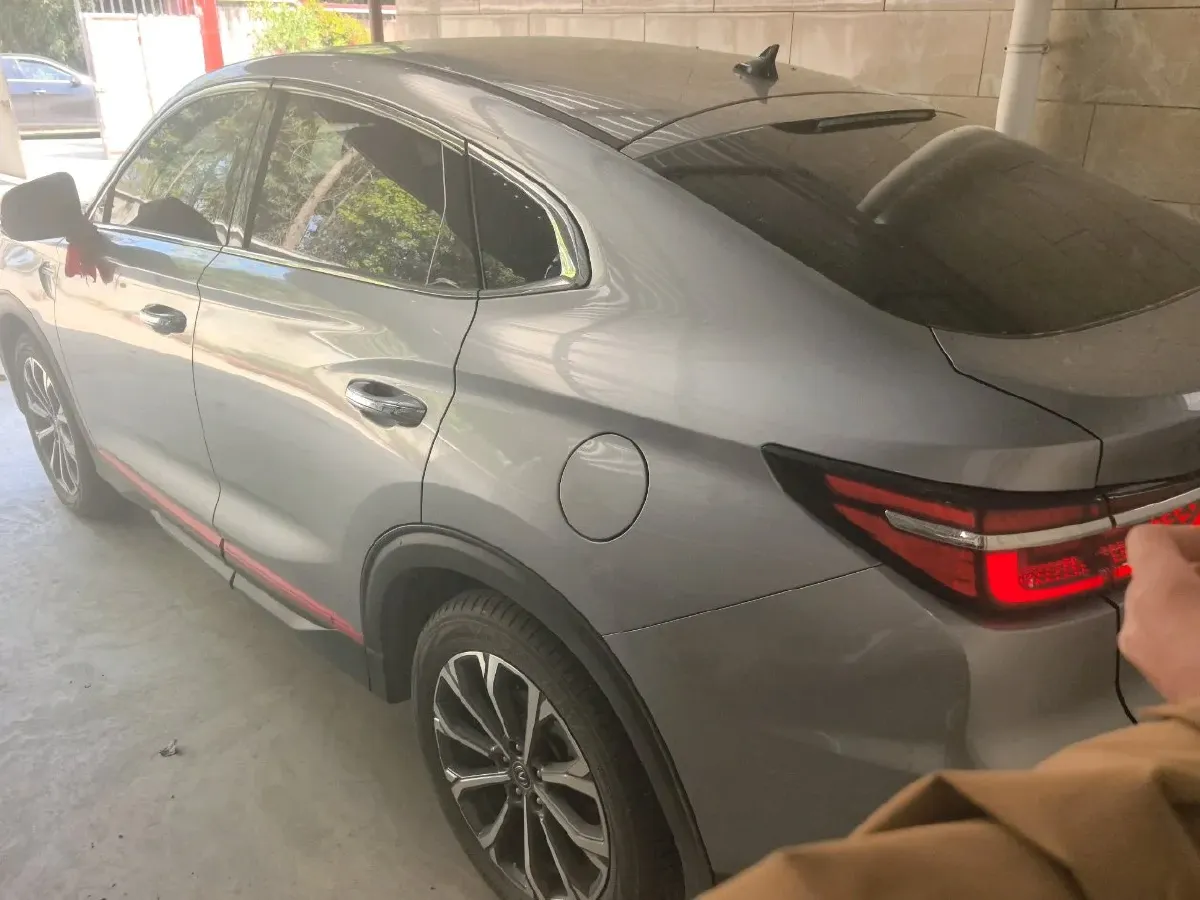 2021 ChangAn CS85 Coupe 1.5T 178HP L4 7DCT,autocango,china used car exporter,china ev exporter,chinese used car exporter,chinese used ev exporter
