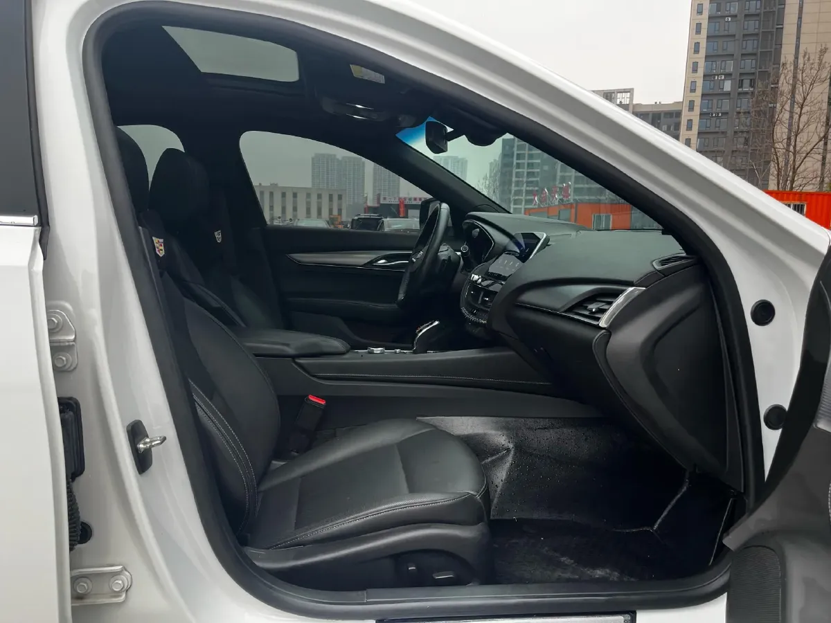 2021 Cadillac CT5 2.0T 237HP L4 10AT,autocango,china used car exporter,china ev exporter,chinese used car exporter,chinese used ev exporter